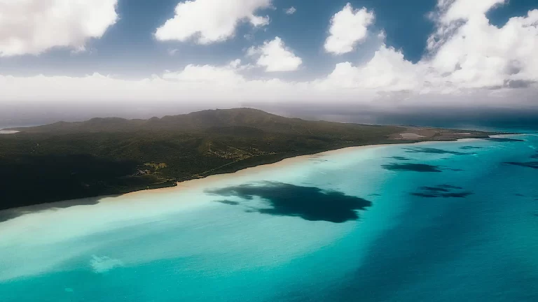 Qué hay que saber para viajar a Puerto Rico: idioma, moneda, clima y más