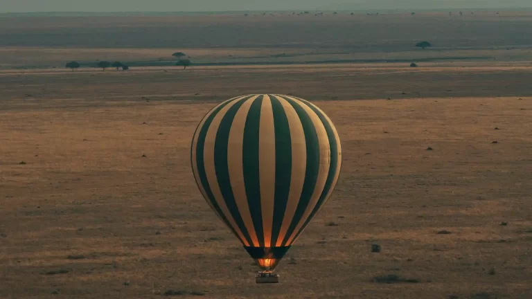 Cómo es el mejor safari del mundo en globo sobre el Serengueti o Masai Mara