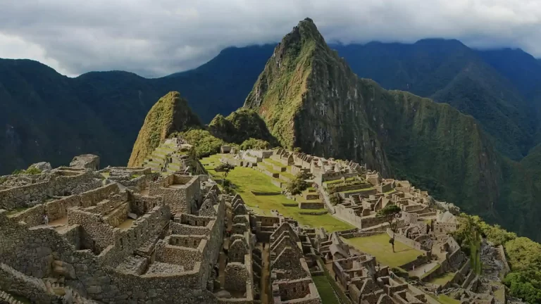 En qué lugares de Perú se filmó Transformers: El Despertar de las Bestias