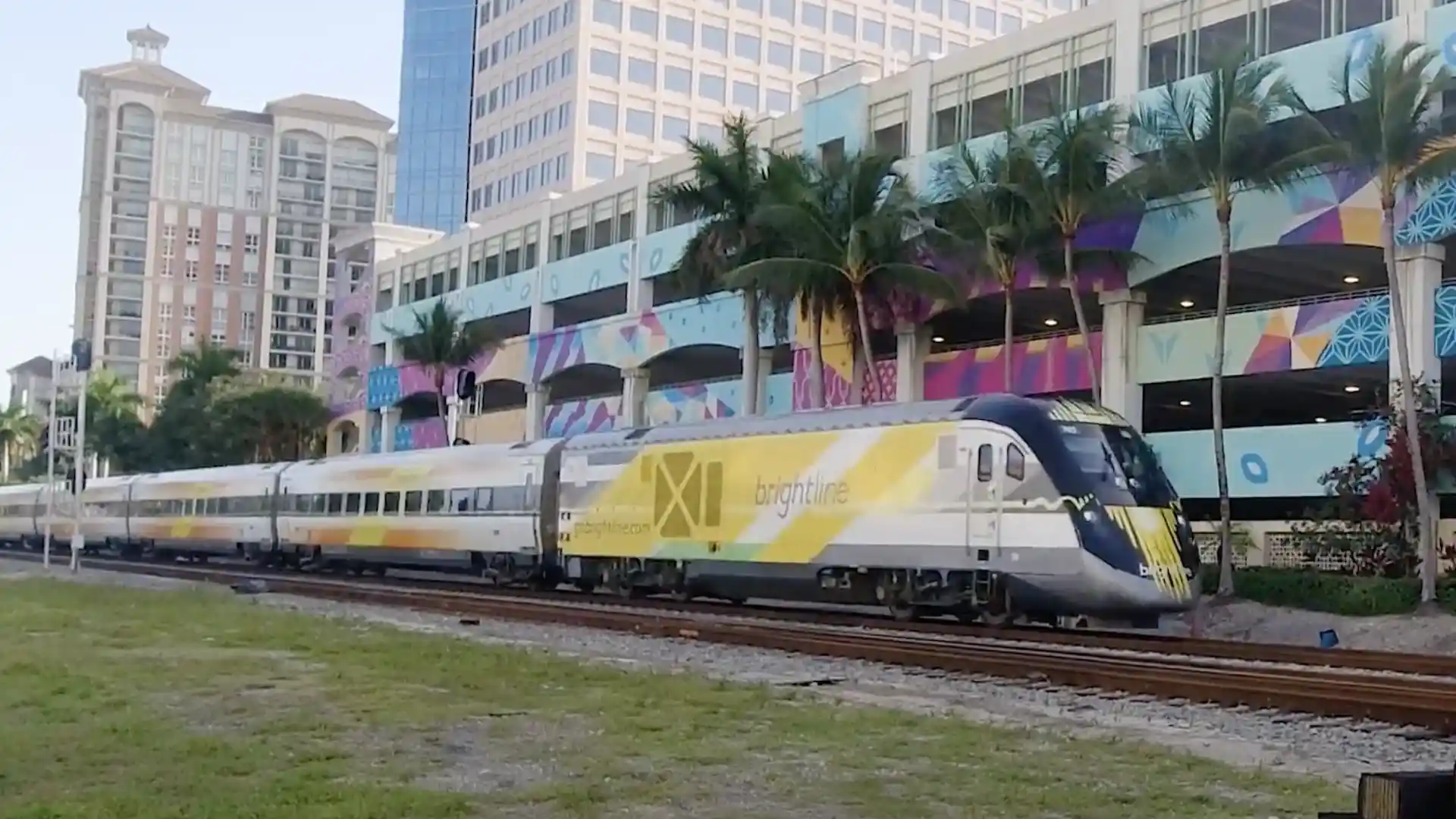El tren Miami a Orlando está listo: estaciones, tickets, pero ¿qué pasa?