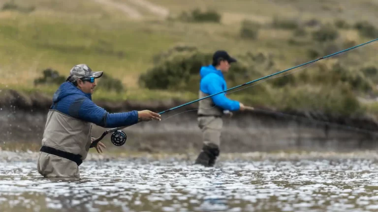 En qué lugares y cuándo hacer pesca deportiva en Chile