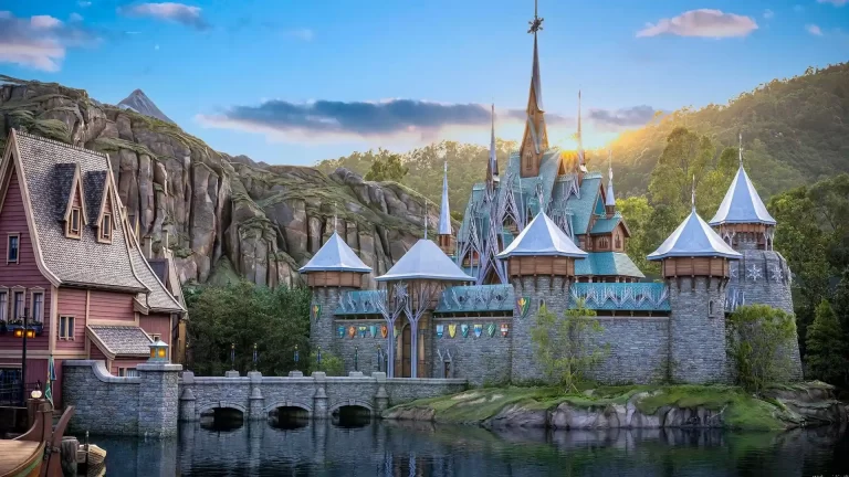 Así es el nuevo parque de Frozen en Disneyland