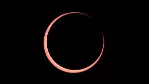 ¿Se puede ver el Eclipse Solar de 2024 sin lentes?