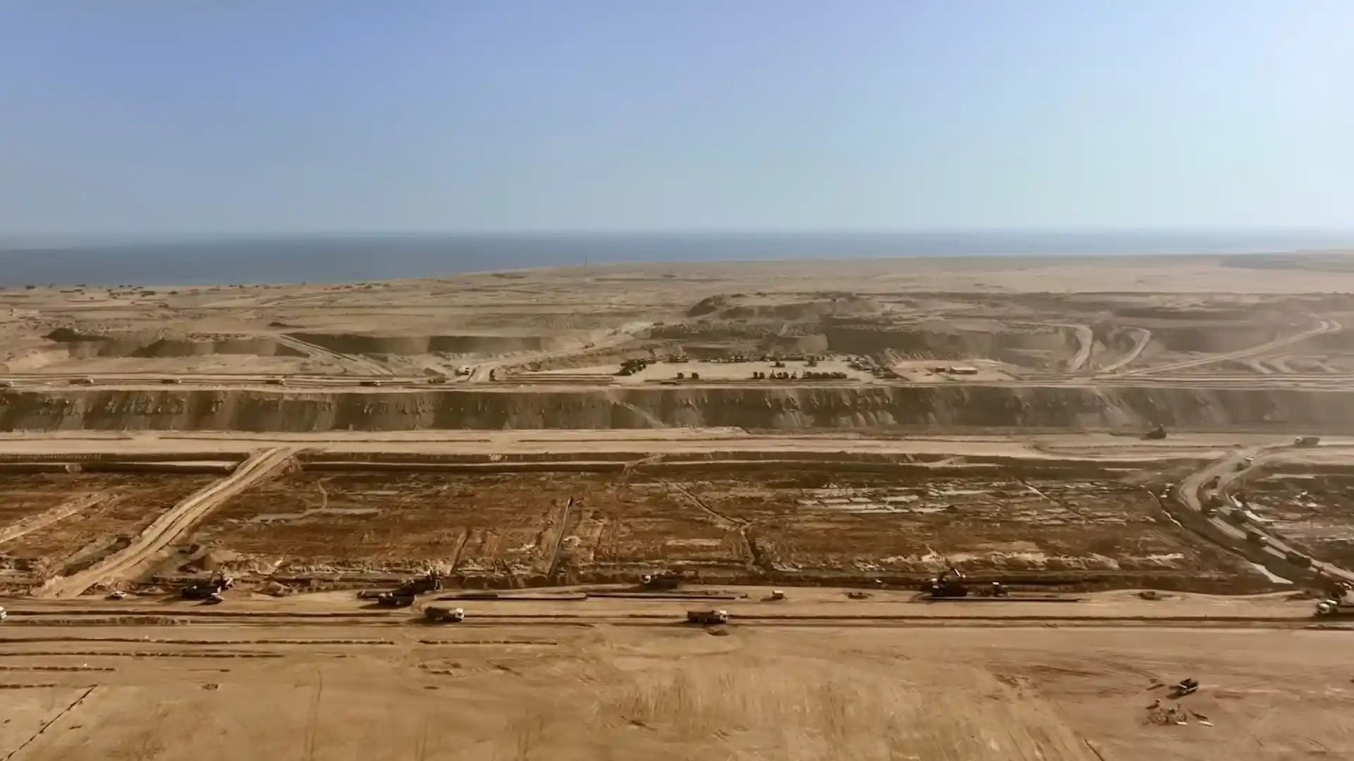 Nuevo video muestra la construcción de The Line en Arabia: ¿cuándo inaugura?