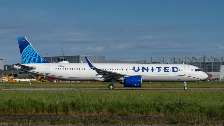¿Qué pasó con los aviones Airbus A321neo de United Airlines?