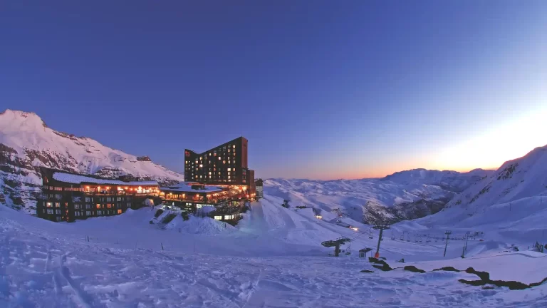 Así es Valle Nevado, el exclusivo centro de skí en Chile