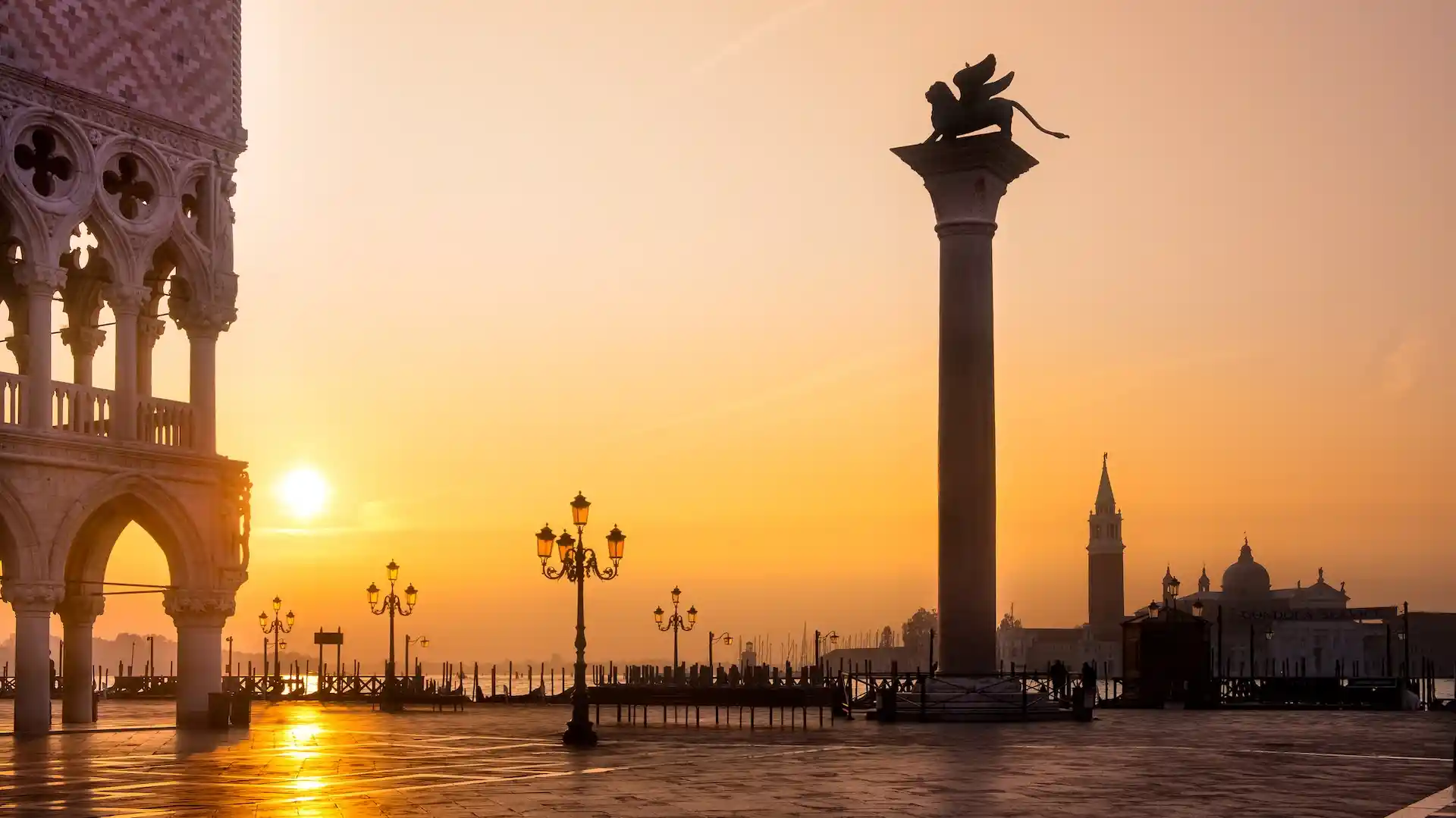 Nuevas reglas para viajar a Venecia: impuesto, grupos y más