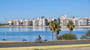 Las ciudades más caras de Sudamérica para trabajadores en 2024