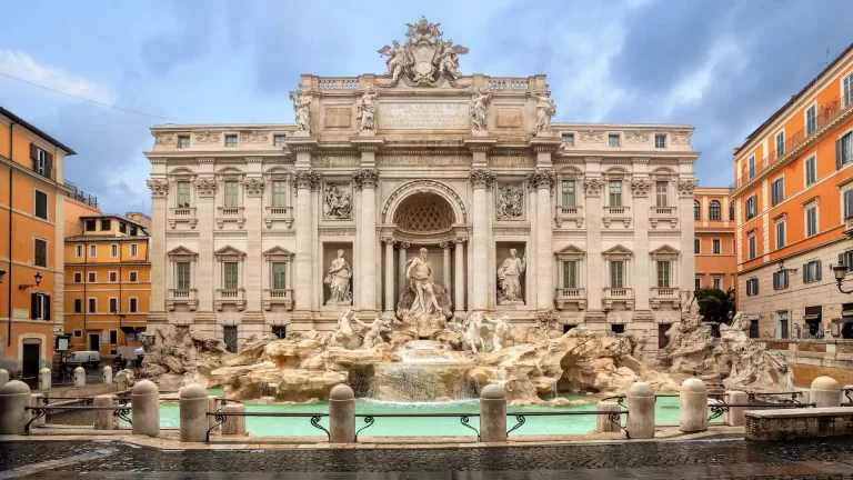 Italia ahora quiere cobrar para visitar la Fontana de Trevi