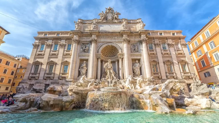 Por qué no visitar La Fontana de Trevi ahora