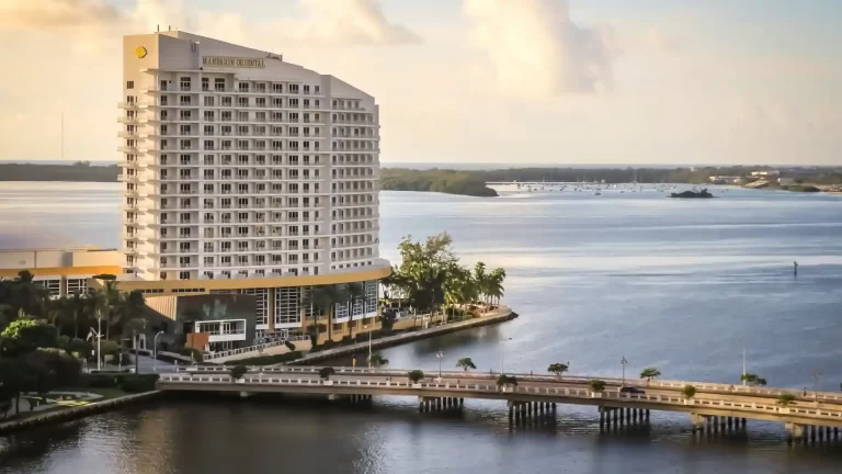 ¿Cuándo cierra el hotel Mandarin Oriental Miami y cuándo reabre?