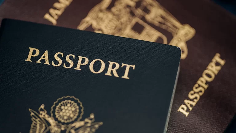 ¿Cuánto tiempo demora obtener un pasaporte en diferentes países?