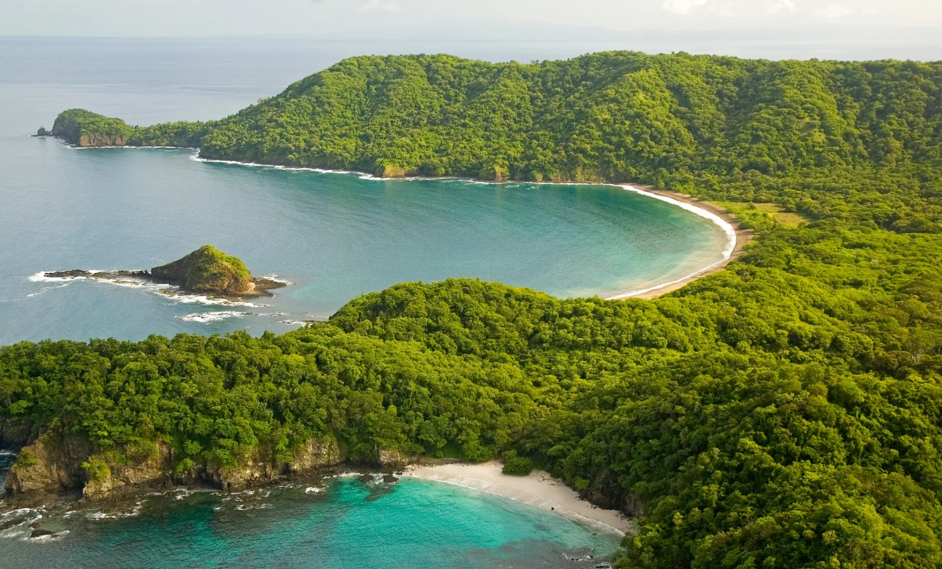 ¿Cuáles son las razones para visitar Costa Rica en 2025?