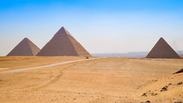 Mejoran la experiencia de visitar las Pirámides de Guiza en Egipto