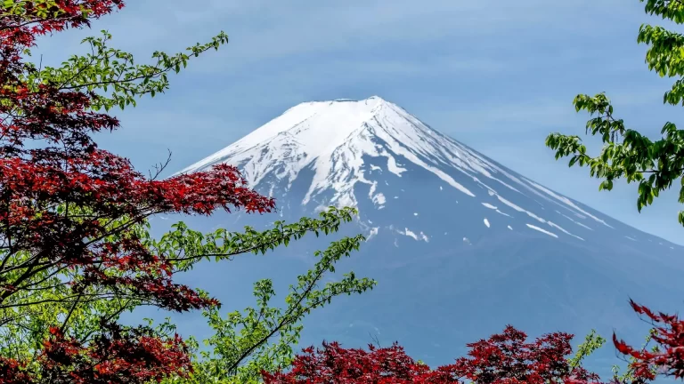 Nuevas tarifas para viajar a Bali, Tailandia, Monte Fuji y otros destinos