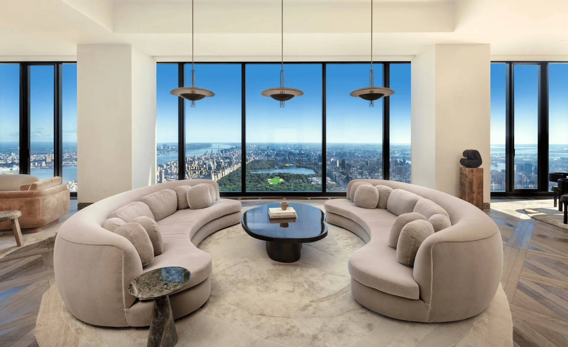 ¿Cómo es por dentro 111 West 57th Street, el rascacielos más angosto de Nueva York?
