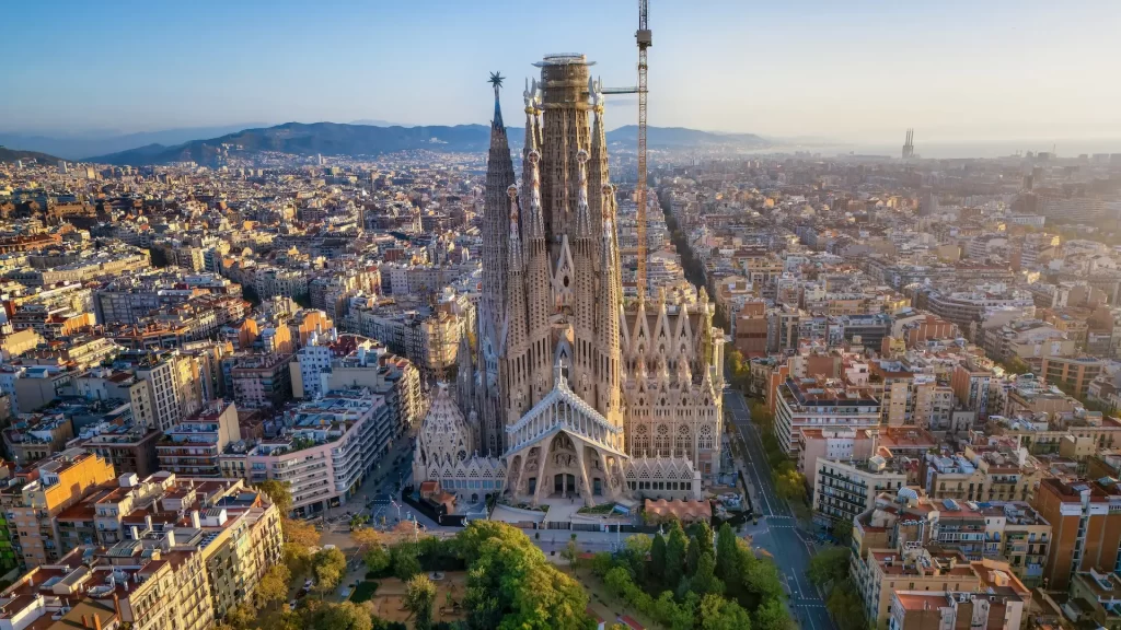 La Sagrada Familia de Barcelona: la historia de un icono arquitectónico