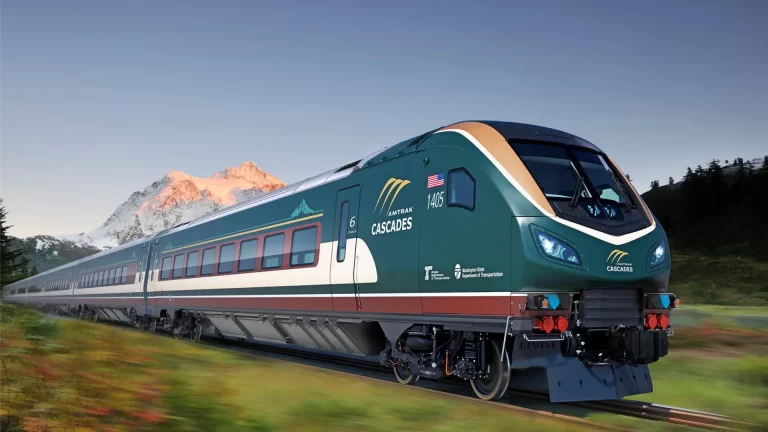 Así será el renovado tren Amtrak Cascades: con rutas panorámicas por Estados Unidos y Canadá