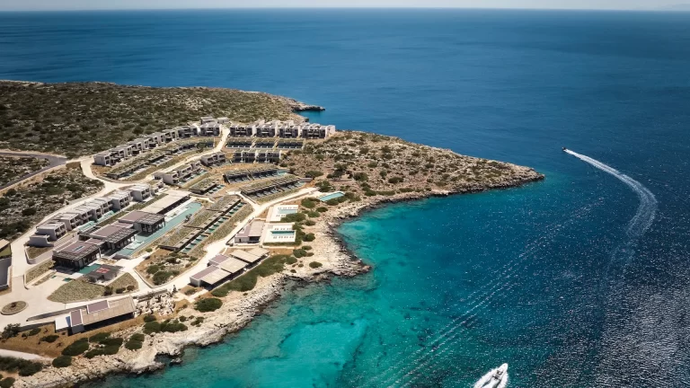 Así es el nuevo hotel JW Marriott en Creta, Grecia, en imágenes