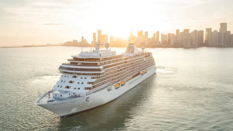 Regent Seven Seas Cruises lanzó sus cruceros para 2027 y 2028