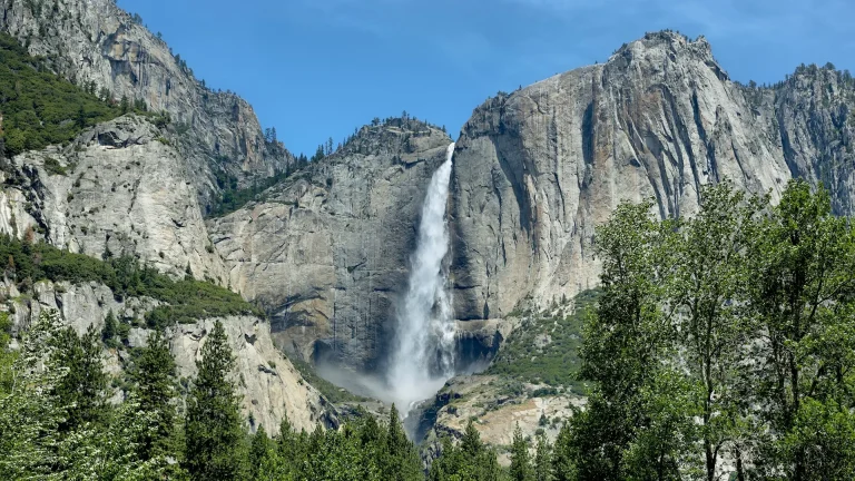 Visitar los parques nacionales de Estados Unidos en 2026 costará 100 dólares más para extranjeros