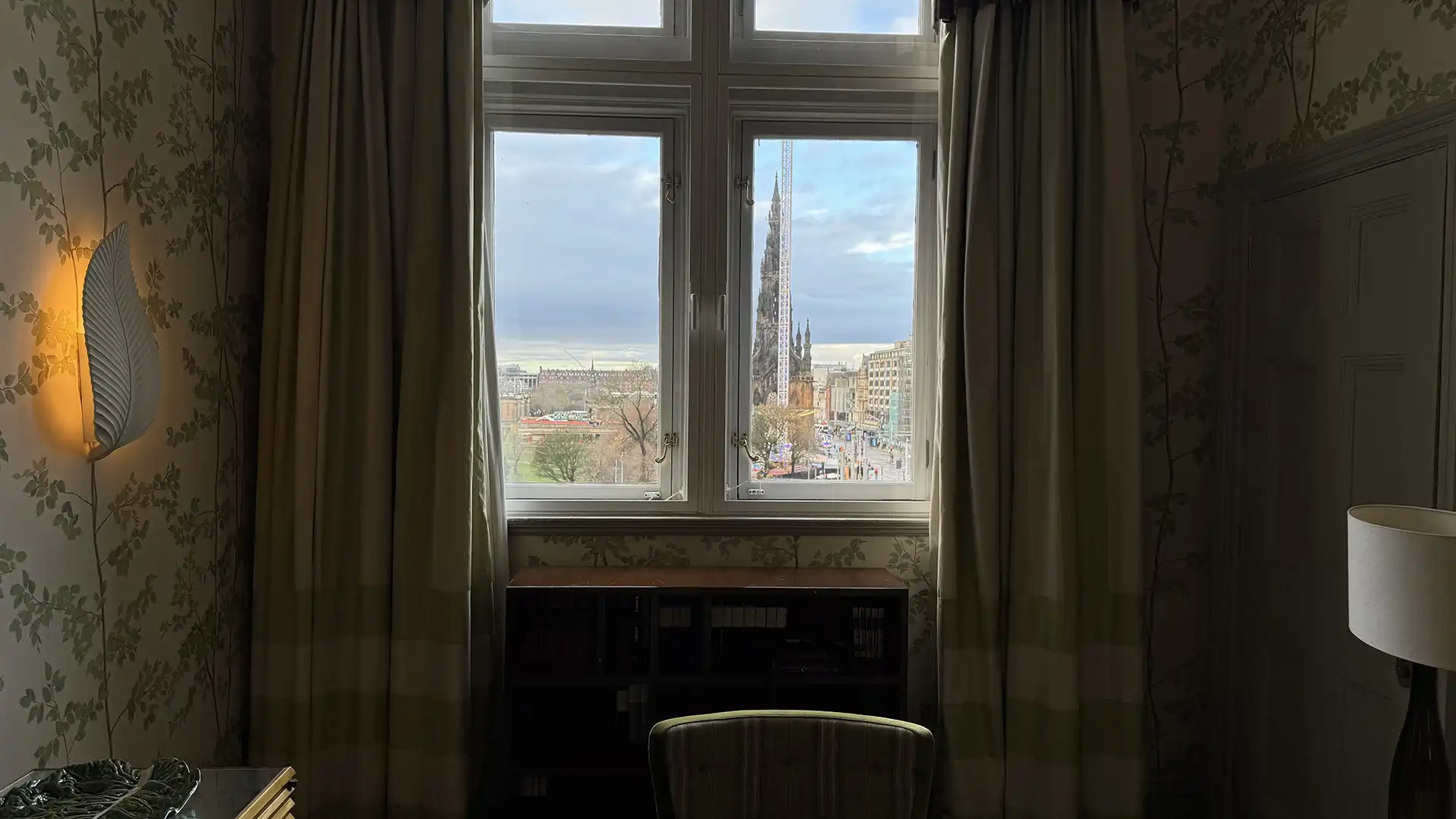 REVIEW Hotel The Balmoral Edimburgo : elegancia escocesa, historia viva y hospitalidad refinada