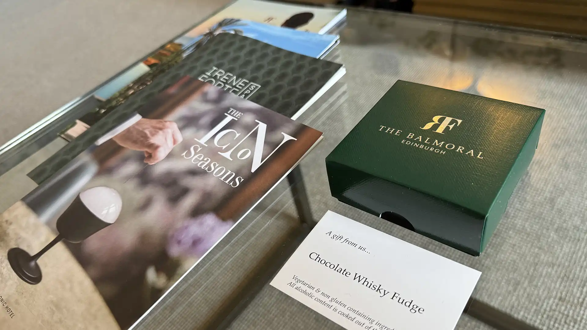 REVIEW Hotel The Balmoral Edimburgo : elegancia escocesa, historia viva y hospitalidad refinada