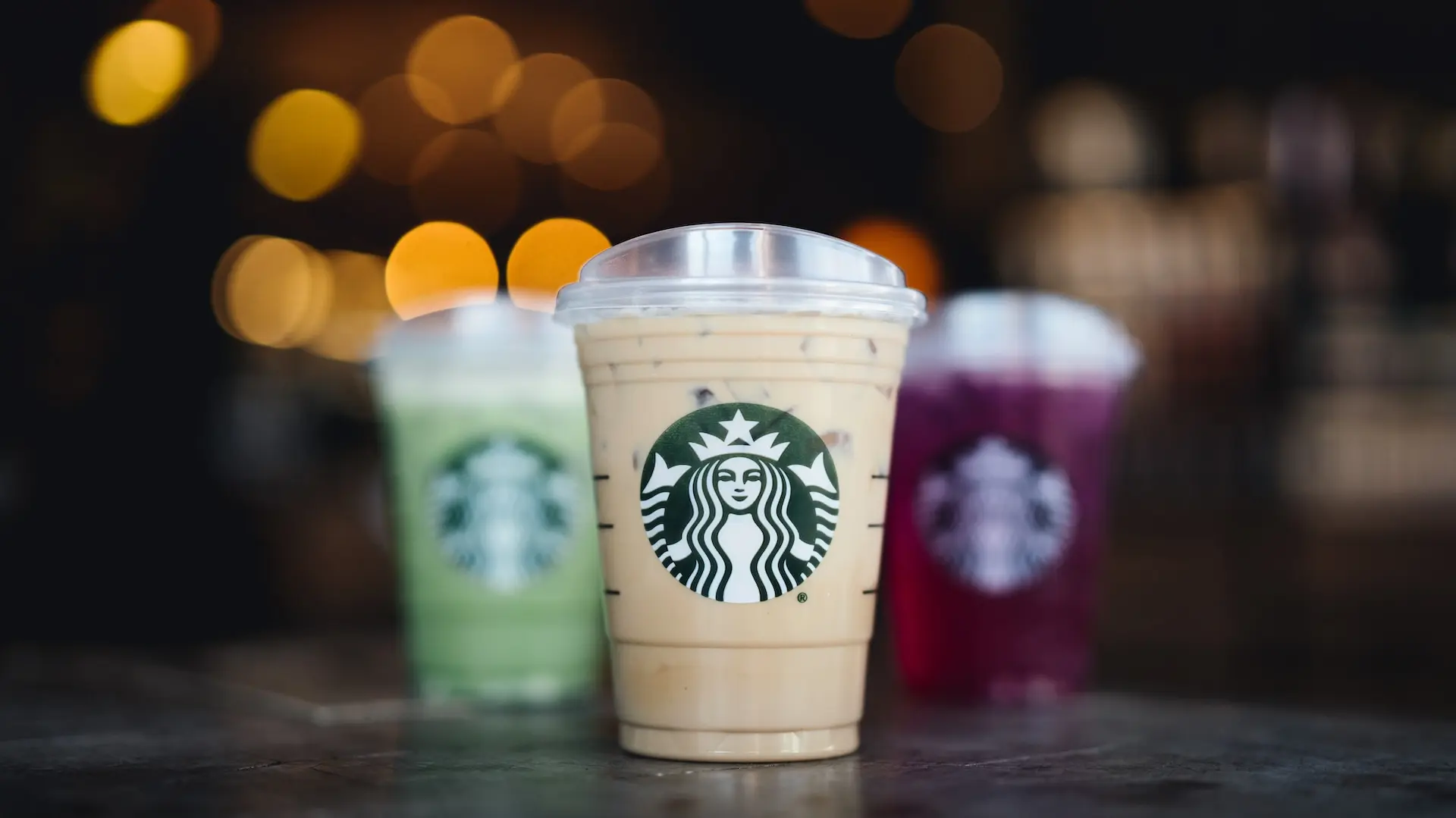 Cuáles fueron los orígenes de Starbucks, la cadena de café más grande del mundo