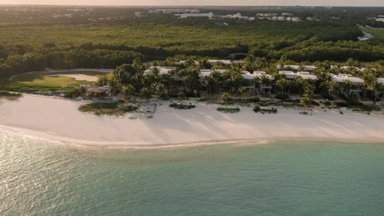Alila Mayakoba: el nuevo hotel en la Riviera Maya para disfrutar en 2026