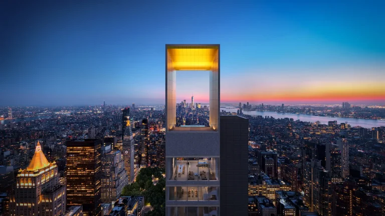 Así es la piscina infinita en el rascacielos más alto de la Quinta Avenida de Nueva York