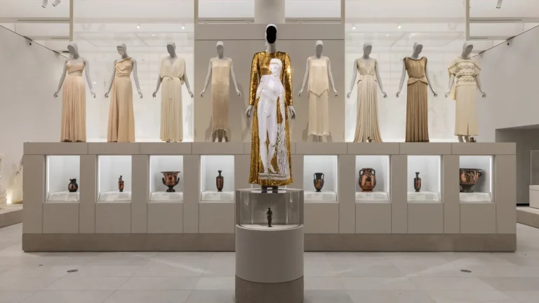 Así es Costume Art, la muestra de moda en el museo MET de Nueva York