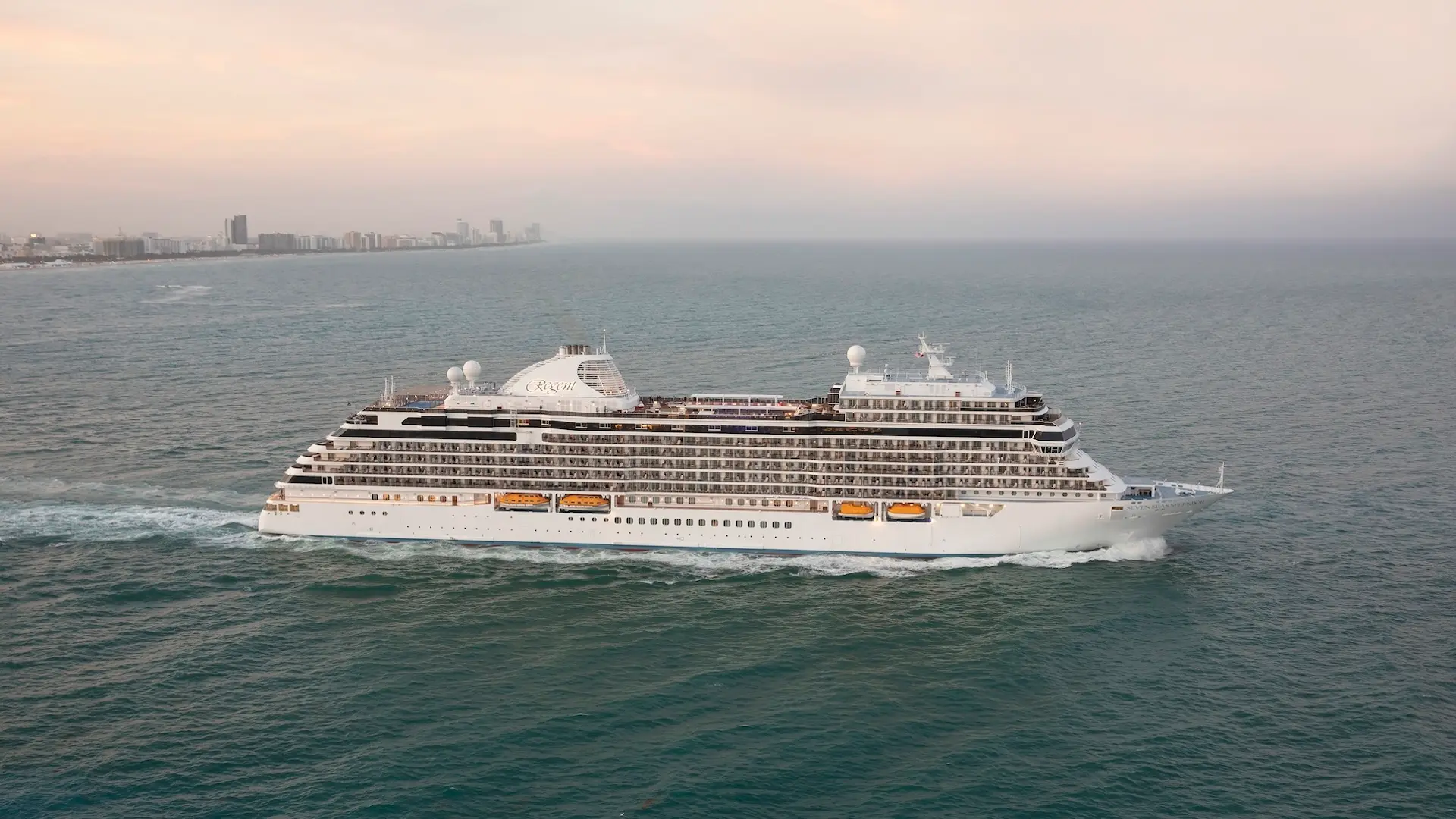 Así serán los Viajes Legendarios para 2028 y 2029 de los cruceros Regent Seven Seas