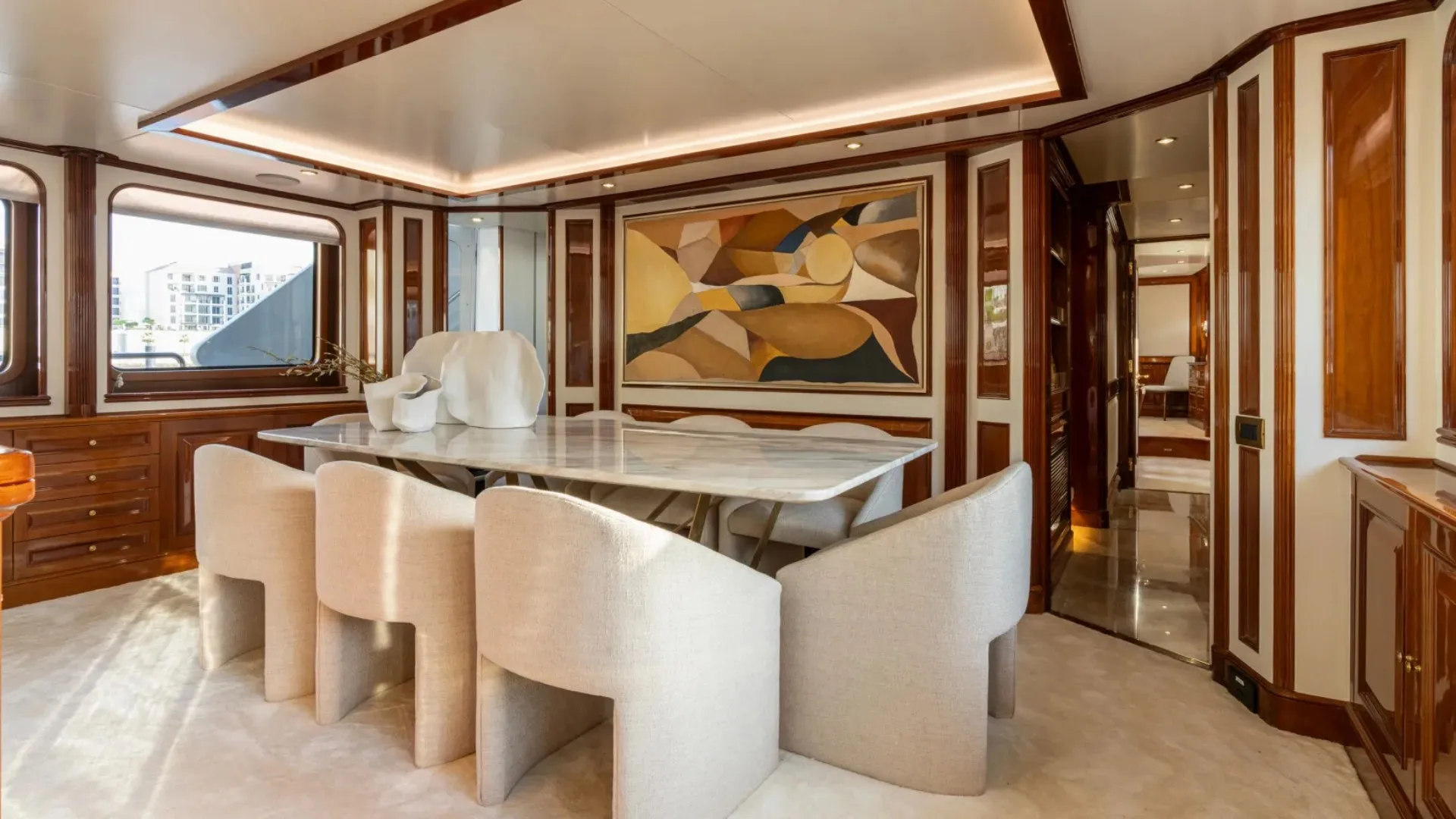 Moderno y vanguardista: así es DXB, el nuevo yate de lujo de Benetti