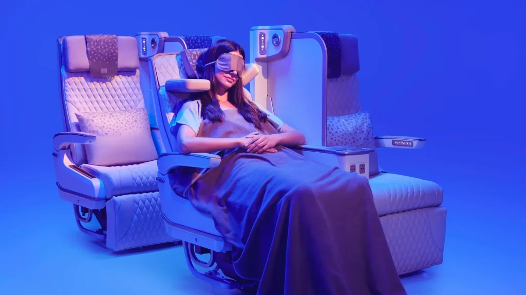 Así es el sorprendente nuevo asiento Premium Economy de Emirates: el primer modelo eléctrico del mundo