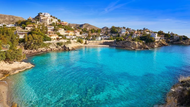 7 destinos para visitar España en 2027 más allá de Madrid y Barcelona